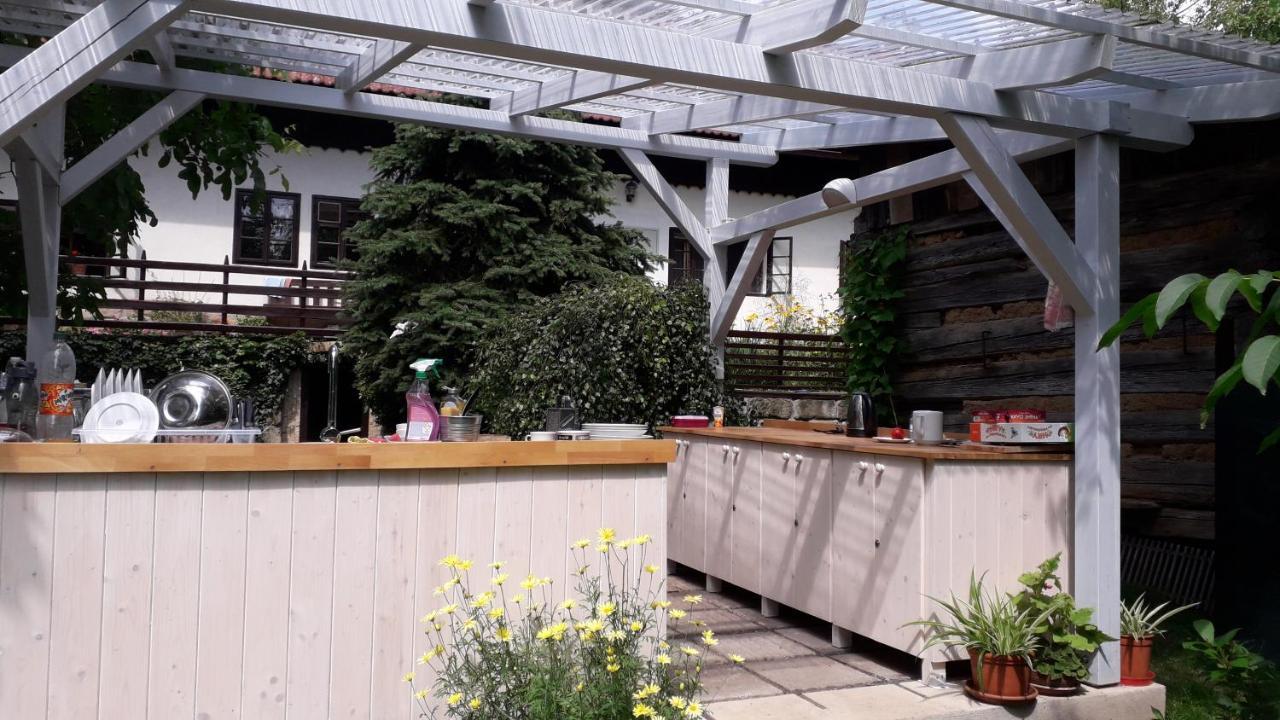 Ubytovani V Ceskem Raji Hotel Holin Exterior photo