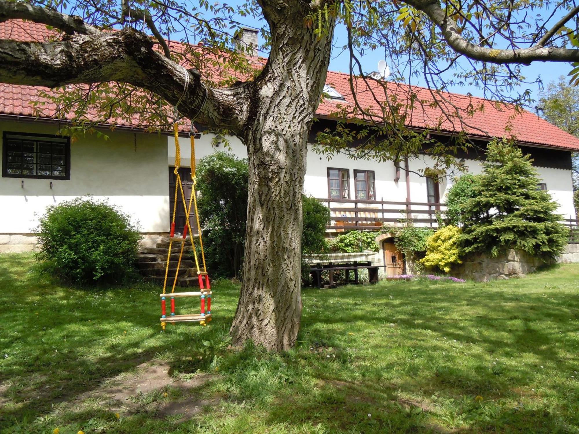 Ubytovani V Ceskem Raji Hotel Holin Exterior photo