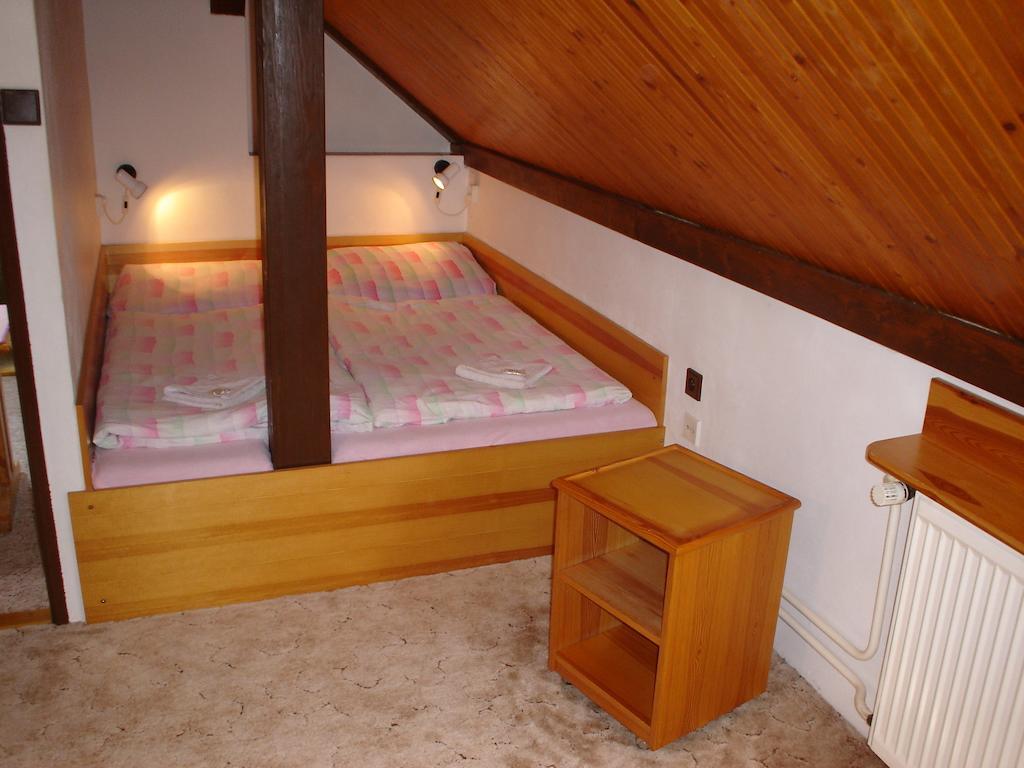 Ubytovani V Ceskem Raji Hotel Holin Room photo